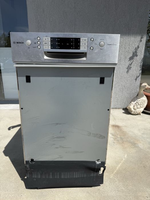 Съдомиялна за вграждане Bosch 45 см