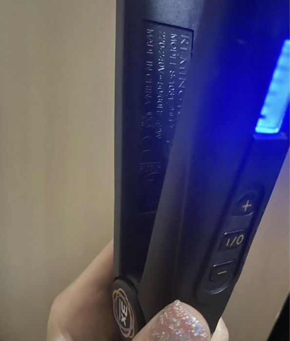 Плойка-утюжек  Remington и гофре