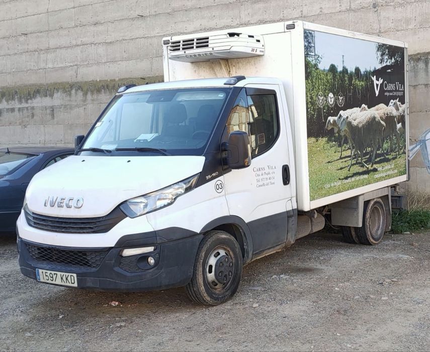 Vand cub frigorific functional la priza 3.80 izolatie groasa