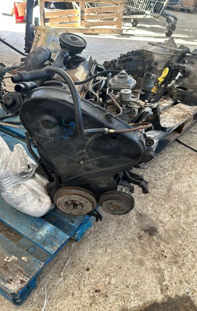 Motor fara anexe Volkswagen VW Passat B3