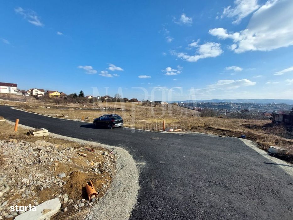 Teren intravilan pentru constructii de vanzare in Dambul Rotund