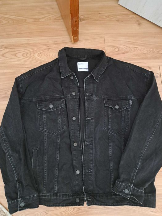 Geaca denim Bershka