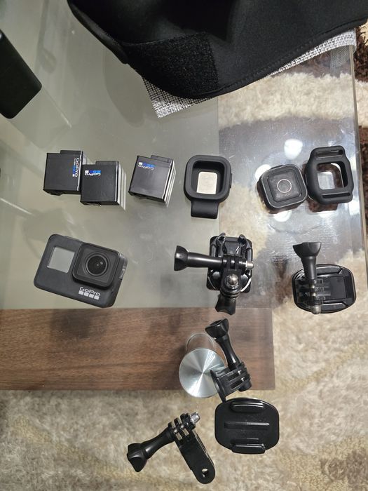 Go pro Hero 7 black plus accesorii