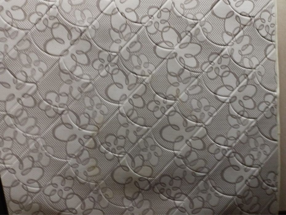 Бесплатно . Матрац