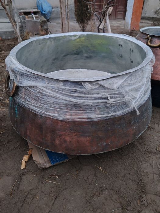 Медный казан большой