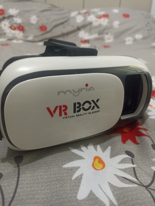 2 perechi ochelari VR
