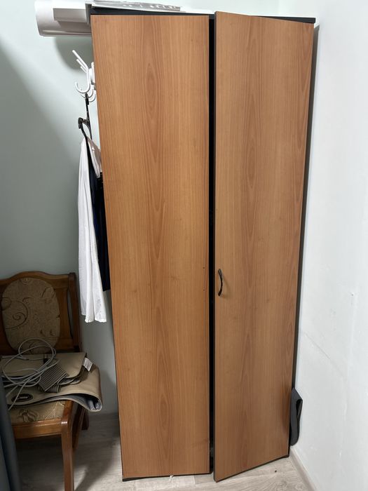 Шкаф б/у 4 полки