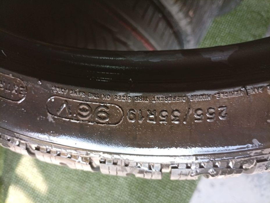 255 35 19 Michelin m+s