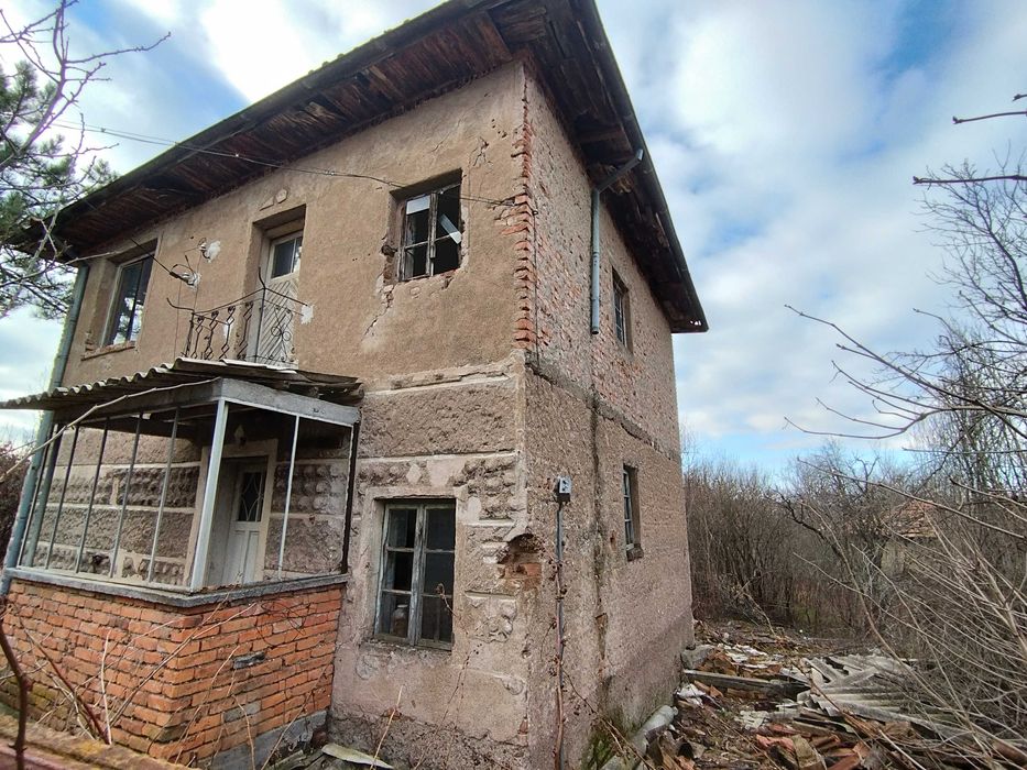 Продава се Къща в с. Велковци, Област Перник - 116 кв.м за 328 €/кв.м - Снимка #2