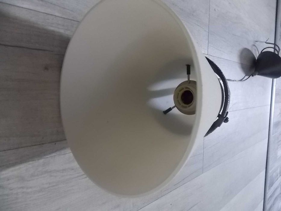 lustre moderne cu 4 brate DEDEMAN - 130 lei, cu 1 brat superb - 160 lei