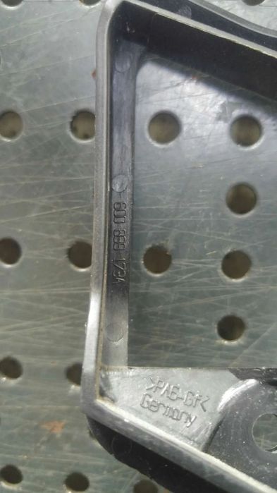 Maner interior stanga spate vw polo 9n 6q0839173a