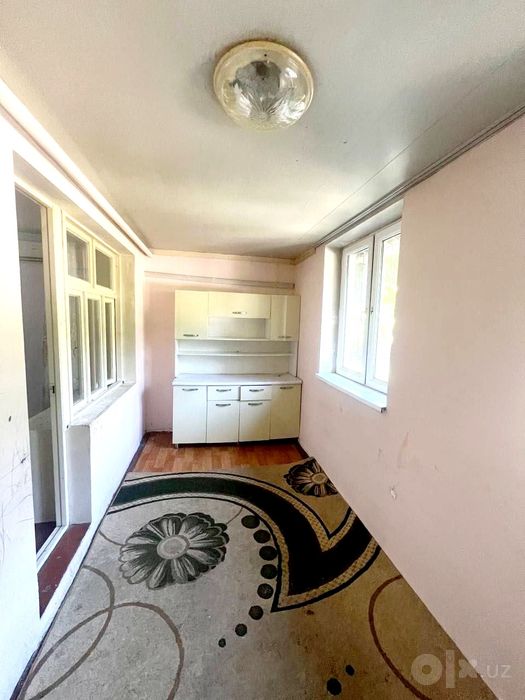 Продается 2/4/4,Чиланзар 23, балкон 2x6, кирпич, 54 м²