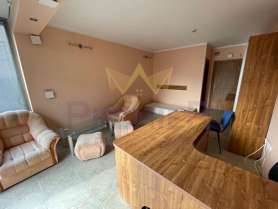 Продава се Офис в к.к. Слънчев бряг - 43 кв.м за 884 €/кв.м - Снимка #3