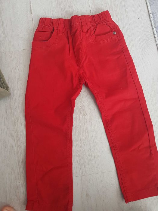 Зачазени детски панталони