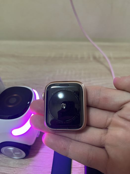 Apple watch SE 44mm 32gb 95%
