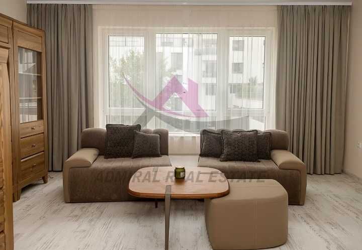 Дава се под наем Тристаен апартамент в Варна, Център - 90 кв.м за 850 € - Снимка #1