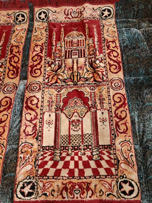 Carpete vechi, Cina cea de taina, Rapirea din Serai, altele