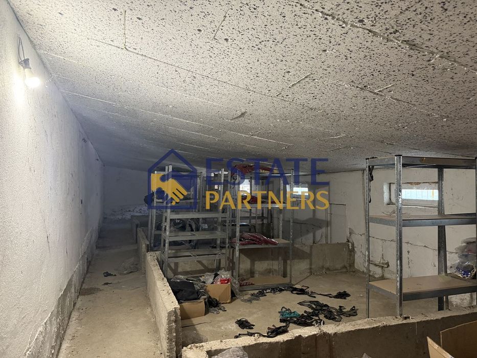 Склад в Пловдив, област-с.Радиново площ 201 цена 94000