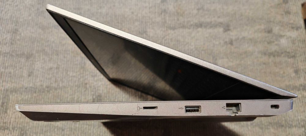Laptop Lenovo Core I5 8520U 8gb ddr4 dspy 14inch fhd pt NEPRETENTIOSI