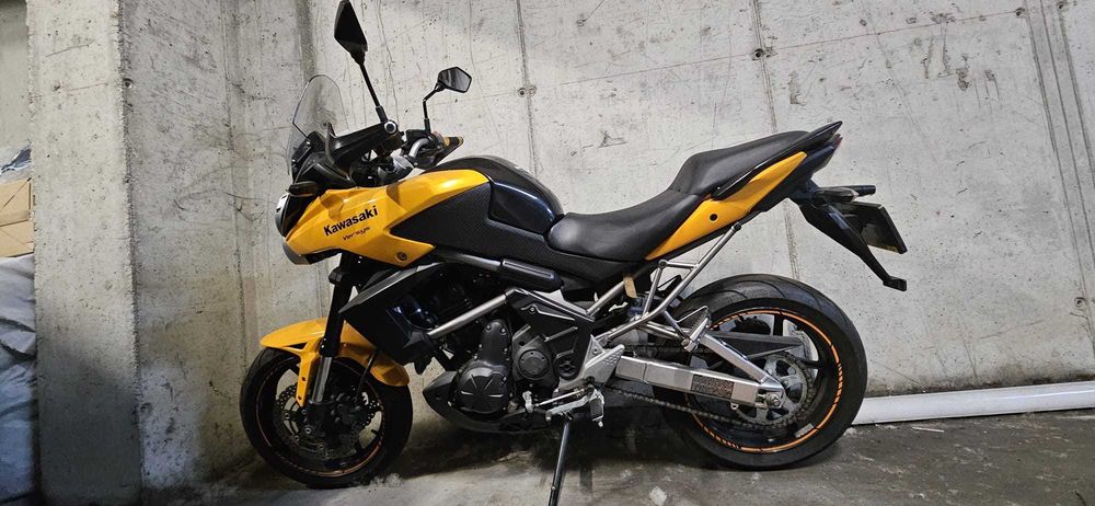 Vand Kawasaki Versys 650 - 2010 - galbena - stare excelenta - 23000km