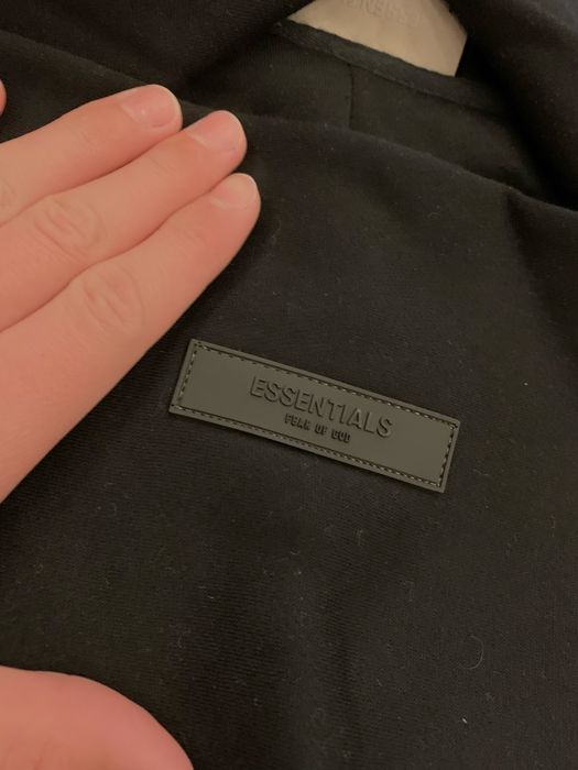 Худи essentials black