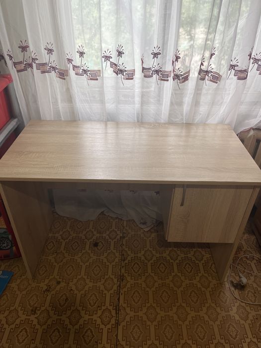 Стол ученический
