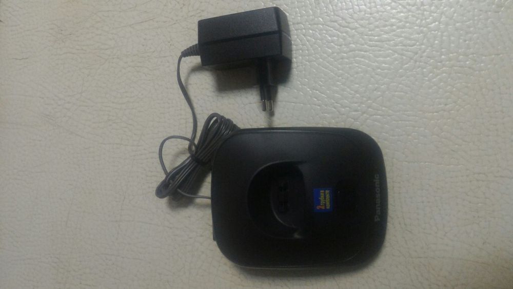 Panasonic база телефона