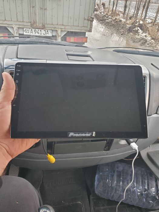 Avto Mafon pioner monitor sotiladi