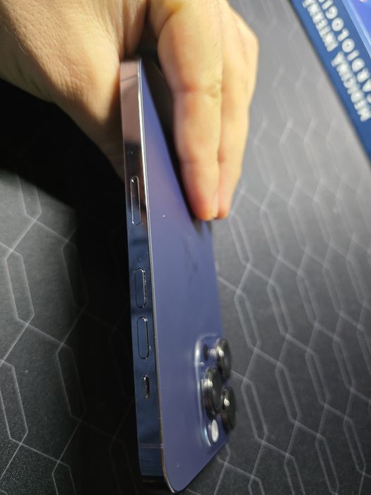 Iphone 14 pro deep purple