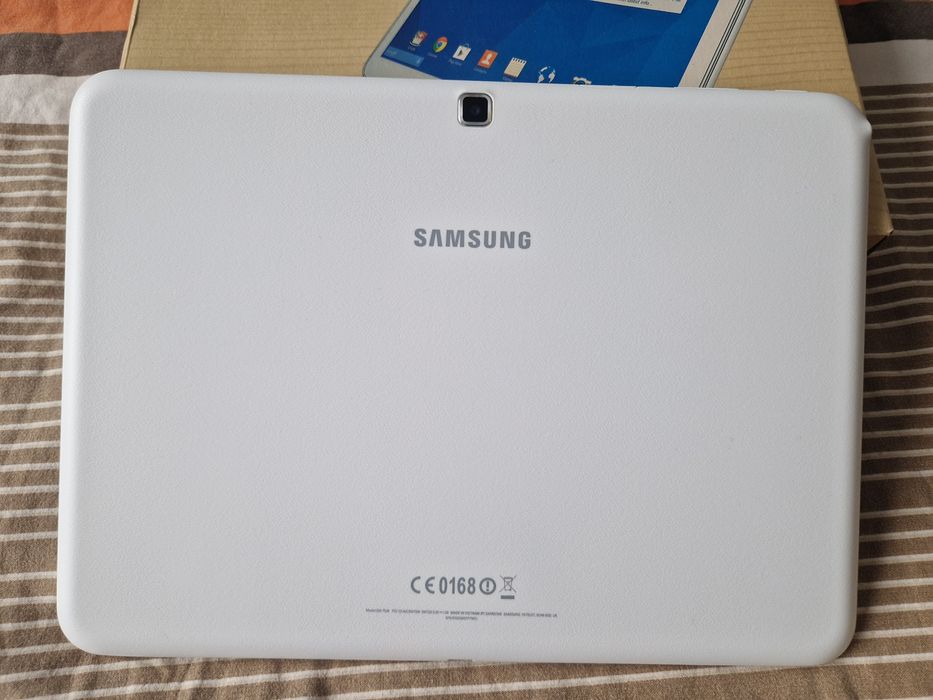 Samsung Galaxy Tab 4 10.1"