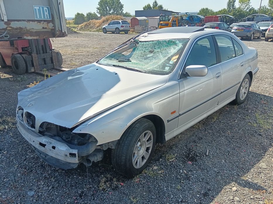 БМВ е39 2.5 бензин 170 к.с. М52б20 / BMW E 39 523i m52b25 НА ЧАСТИ
