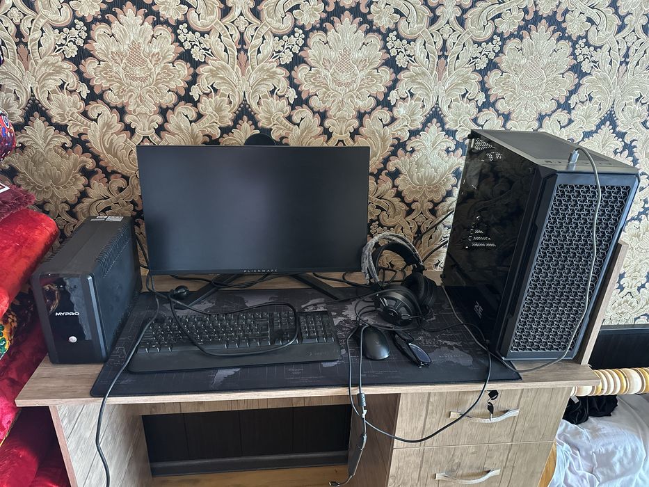 Kampyuter sotiladi Riyal klent bolsa kelishamiz