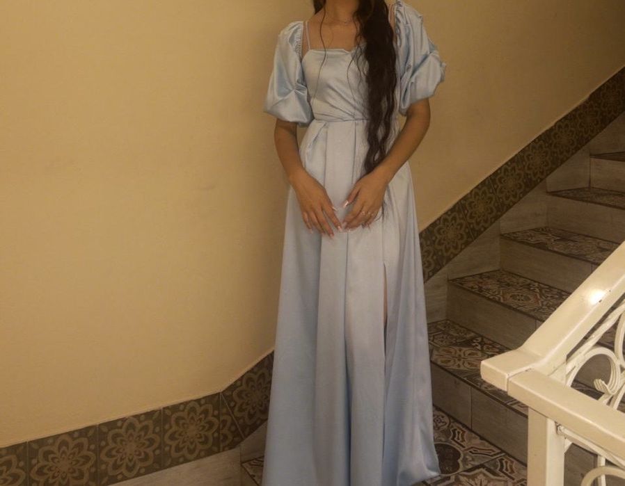 Продаю вечернее платье. В отличном состоянии