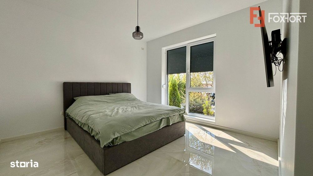 Duplex de vanzare cu 3 camere si 2 bai, zona Giarmata Vii