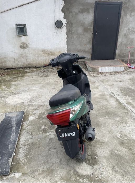 Мопед скутер м 8