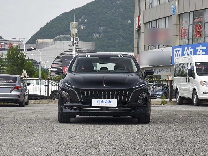 Hongqi eqm-5-dagi O'ng old qanot | Крыло на HONGQI EQM-5