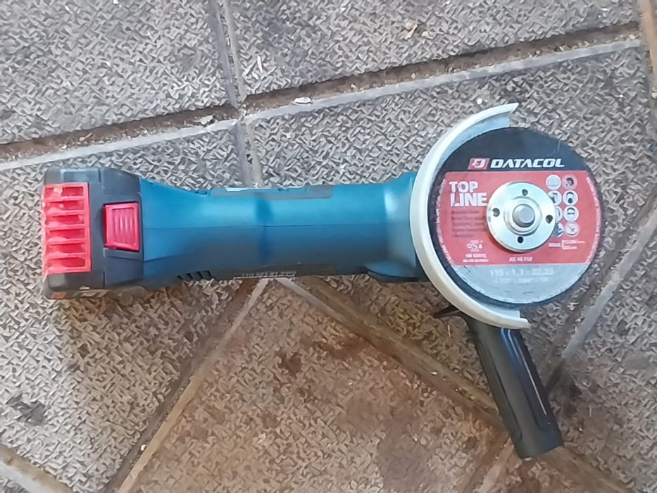 Flex pe acumulatori  BOSCH GVS 18-125 V-LI  fabric. 2021 dar nou