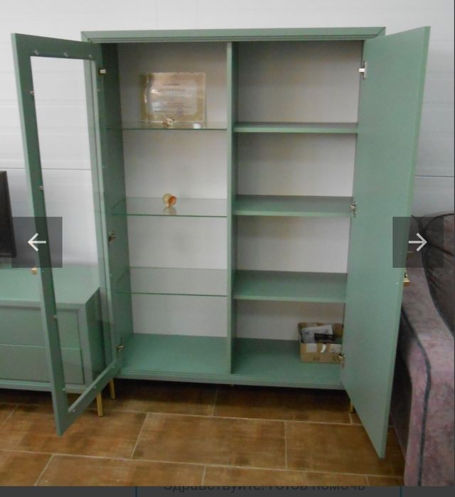 Продам Гостиную стенку Флора