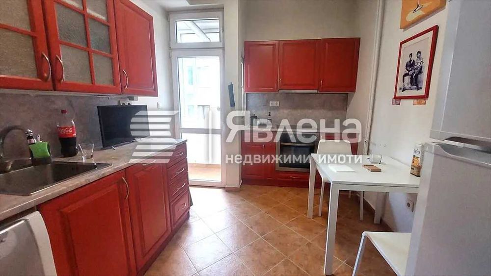Дава се под наем Тристаен апартамент в София, Център - 130 кв.м за 1271.43 € - Снимка #7