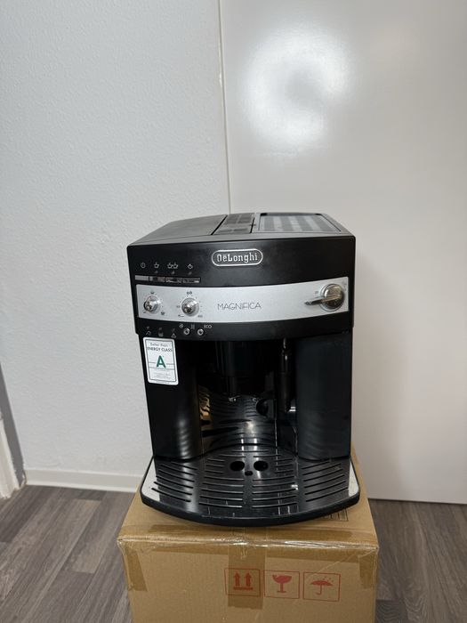 Aparat cafea Delonghi