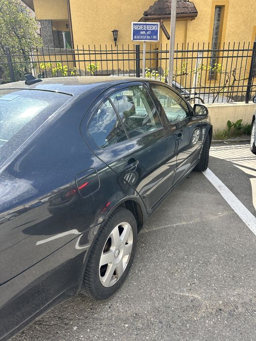 SKODA Octavia 2010 — imagine 3