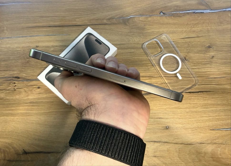 iPhone 15 pro max, 1tb, 100%