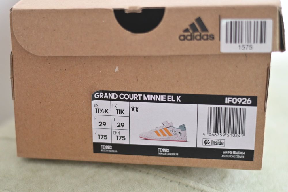 Детски маратонки Adidas Minnie 29 номер и зимни ботуши Primigi 25номер