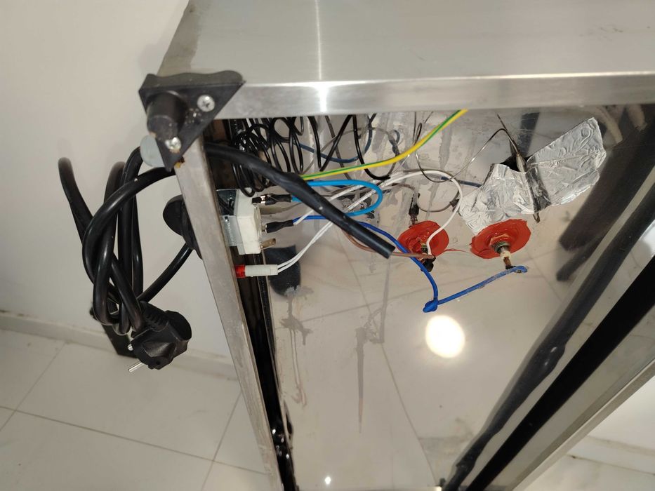 Топла витрина + 10 гастронорми Бен Мари