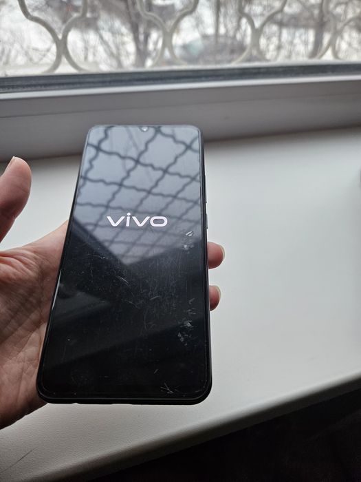 Продам Телефон Vivo