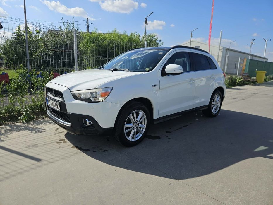 MITSUBISHI ASX 2011 — imagine 2