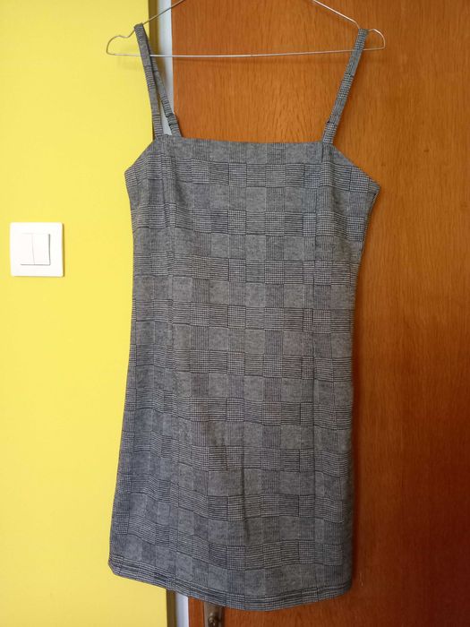 Rochie noua, marimea M