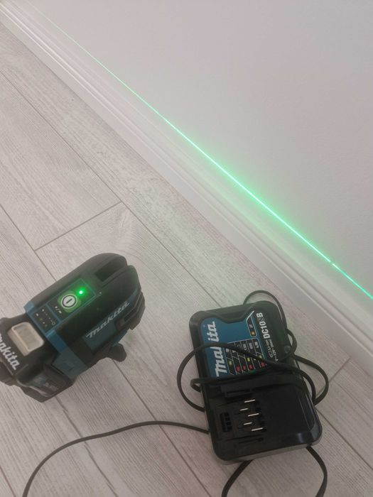 Nivela laser Makita