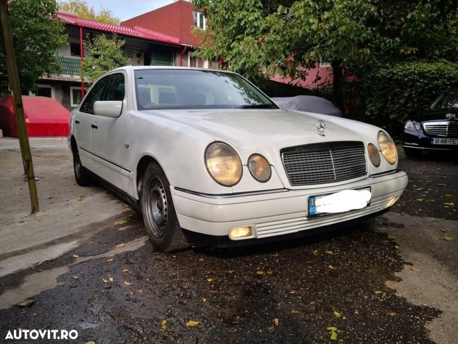 MERCEDES-BENZ E-Class 1998
