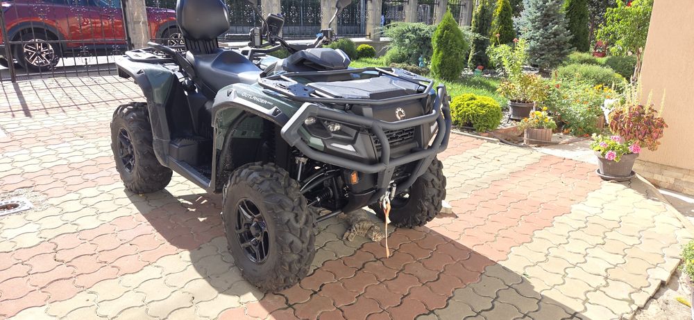 Atv can am autlander 700 ,an 2025